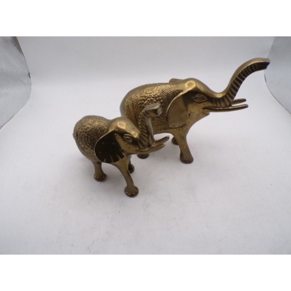 Vintage Brass Elephant Figurines Set of‎ 2 Etched Lucky Trunk Up Statues Gold